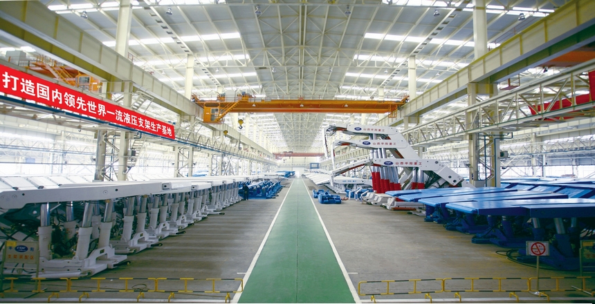 液壓支架總裝現(xiàn)場